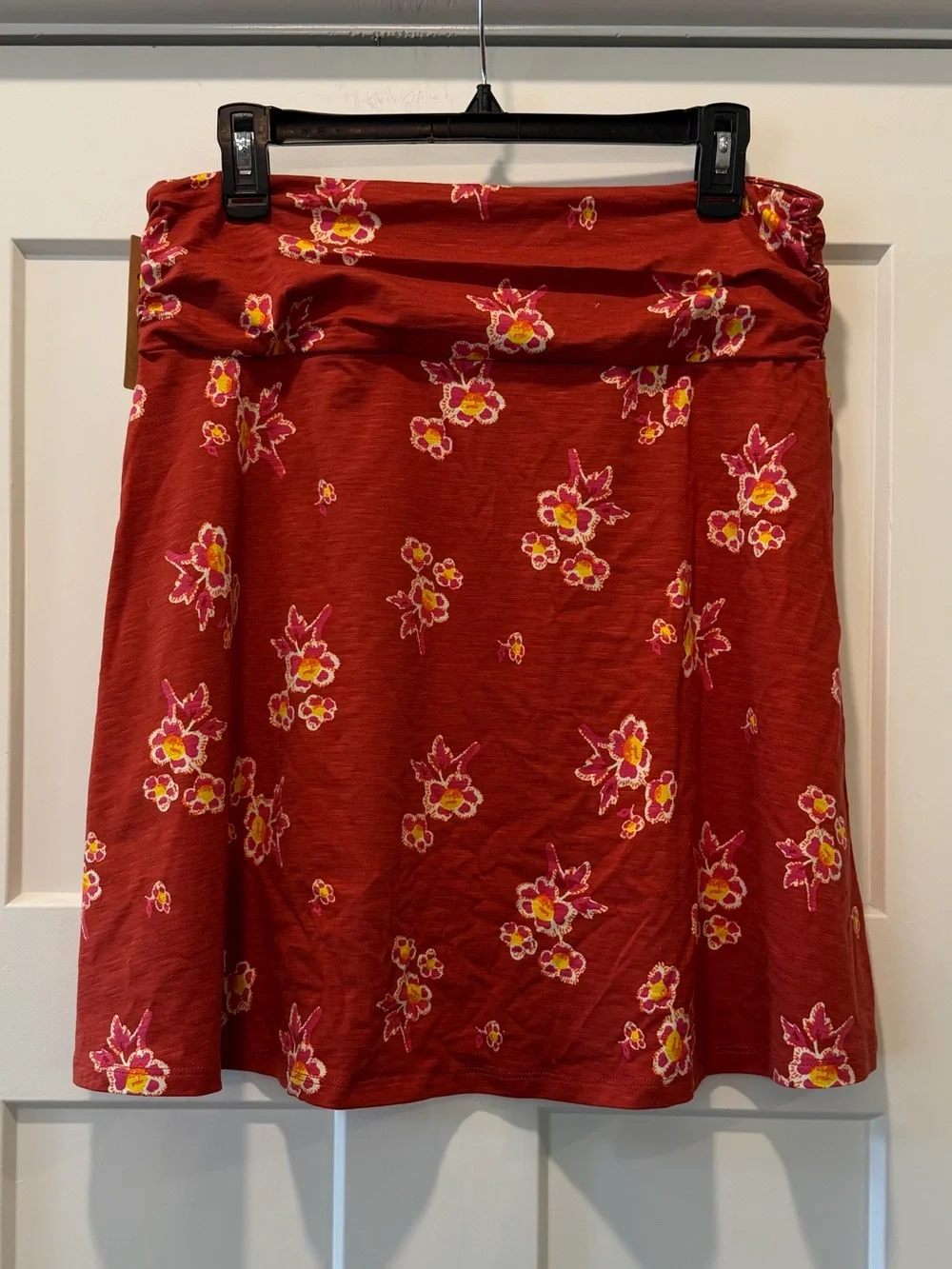 Toad&Co Chaka Skirt Campfire Floral Print Organic Cotton Red Size Medium NWT